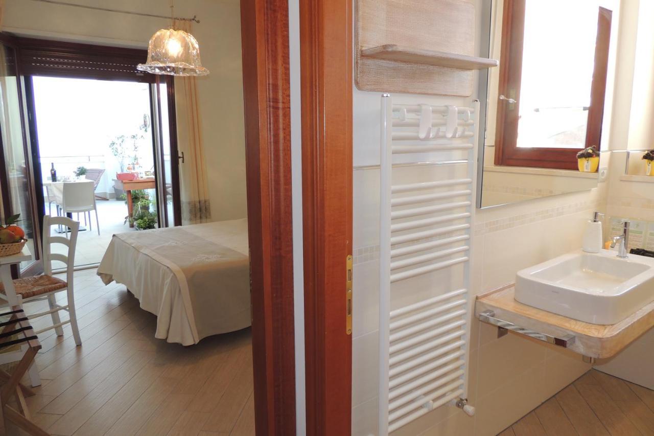 奥里斯塔诺La Terrazza住宿加早餐旅馆 外观 照片